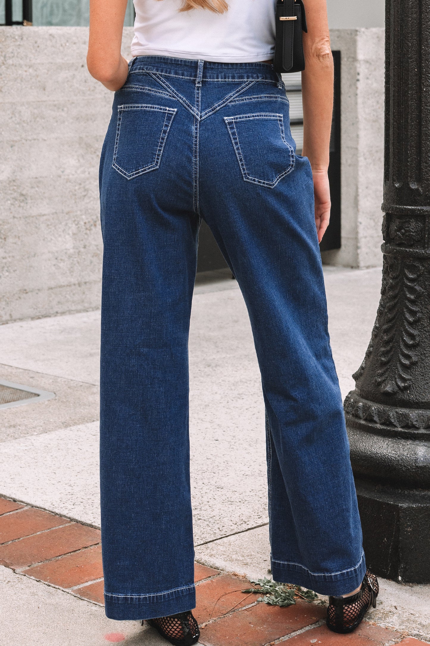 Western Stitched Waist Detail Loose Cuffed Jeans